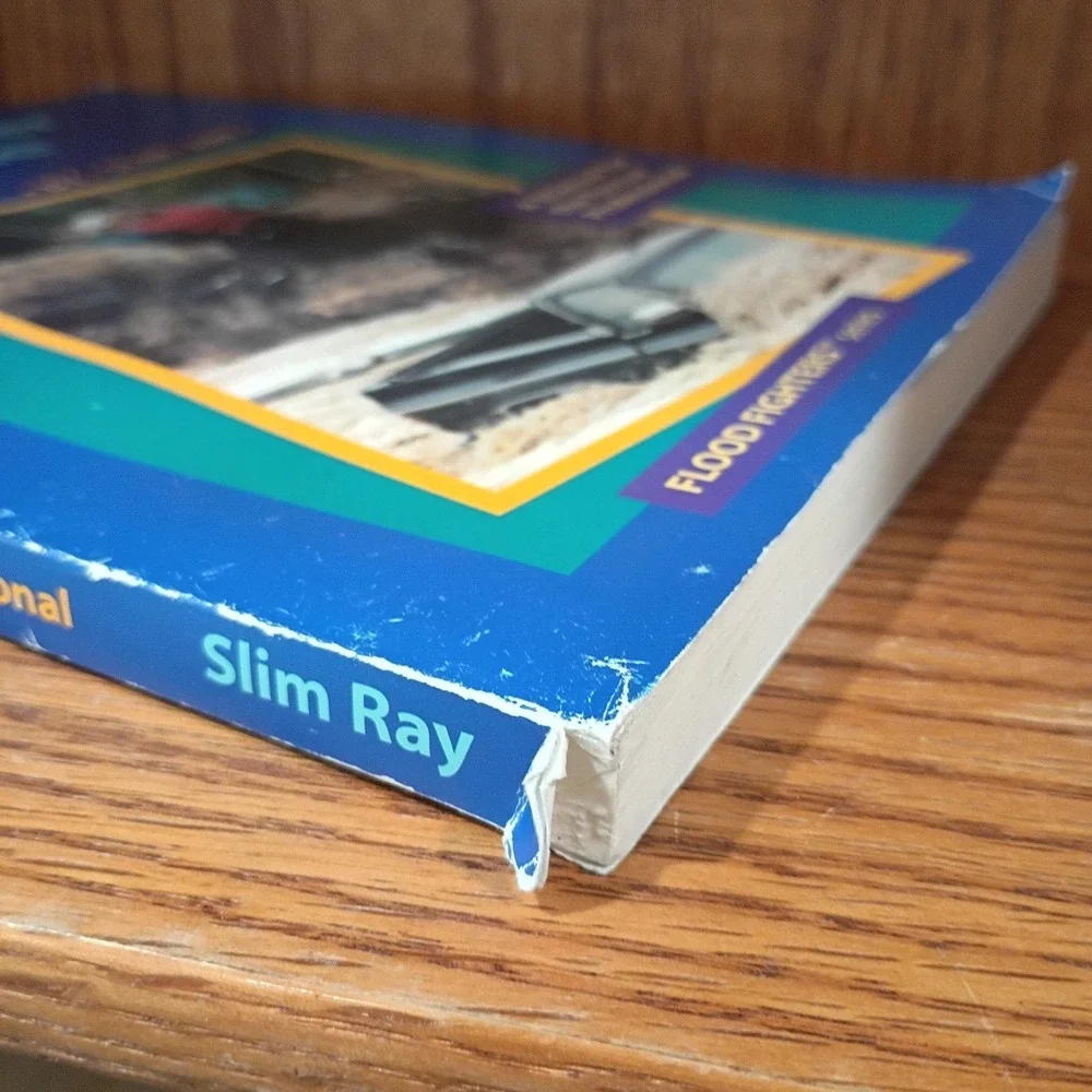 Swiftwater Rescue: A Manual for the Rescue Professional by Slim Ray